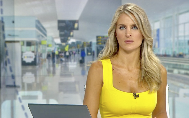 Angie Rigueiro en los plats de Antena 3 noticias